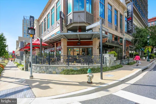 $167,500 | 10500 Rockville Pike, Unit 328, Rockville, MD 20852