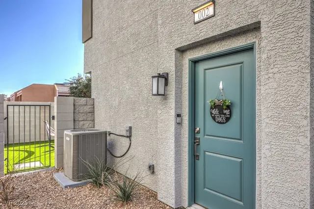 $339,990 | 4278 Lemay Street, Unit 2, Las Vegas, NV 89115