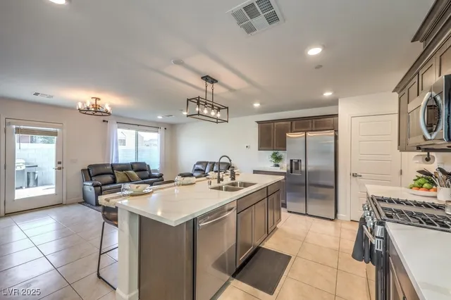 $339,990 | 4278 Lemay Street, Unit 2, Las Vegas, NV 89115