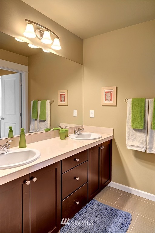 5523 Northeast 9th Street Renton, WA 98059 - Photo 16 of 18