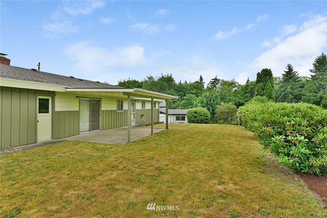 2811 Rozewood Drive Northeast Bremerton, WA 98310 - Photo 9 of 24 Gallery Image 9