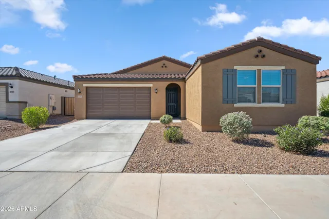 $469,999 | 2335 West Sunland Avenue, Phoenix, AZ 85041