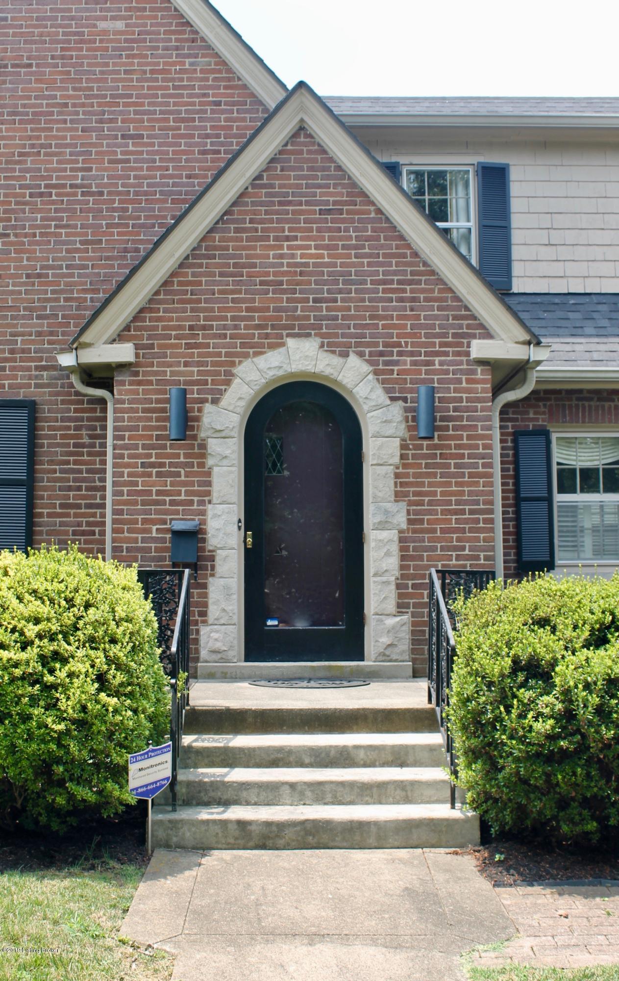 2608 Meadow Road Louisville, KY 40205 - Photo 4 of 55 IMG_0936