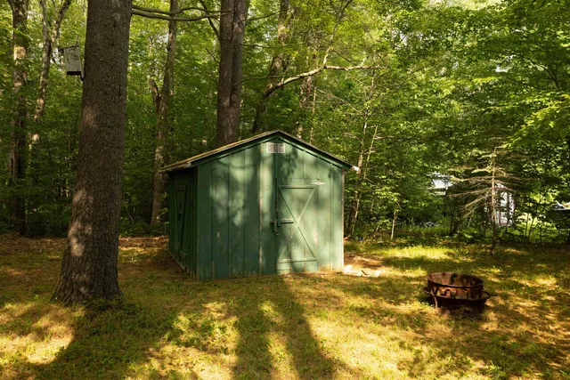 $439,900 | 222 Daniel Webster Highway, Boscawen, NH 03303