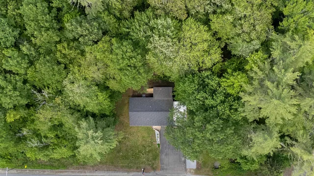 $439,900 | 222 Daniel Webster Highway, Boscawen, NH 03303