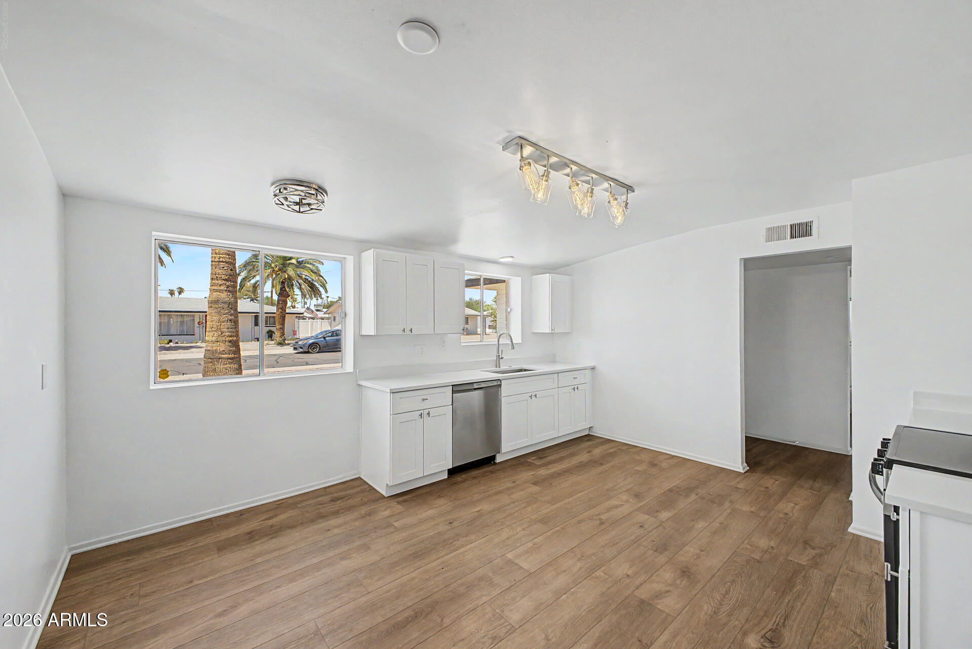 5209 East Butte Street Mesa, AZ 85205 - Photo 13 of 30 10 - Butte
