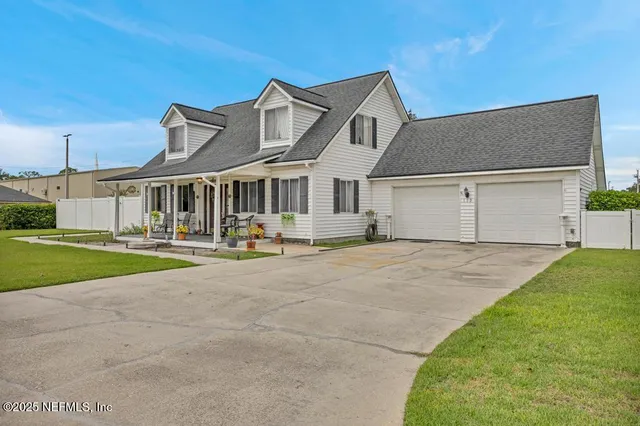 $350,000 | 113 West Ohio Avenue, Macclenny, FL 32063