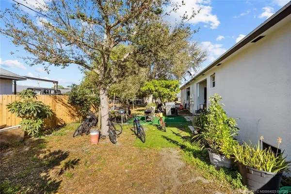 a view of outdoor space yard and patio