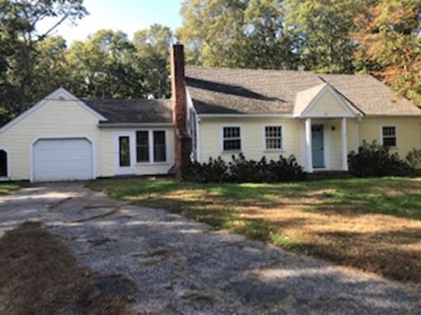 37 Deer Hollow Road Barnstable, MA 02648 - Photo 2 of 18 Gallery Image 2