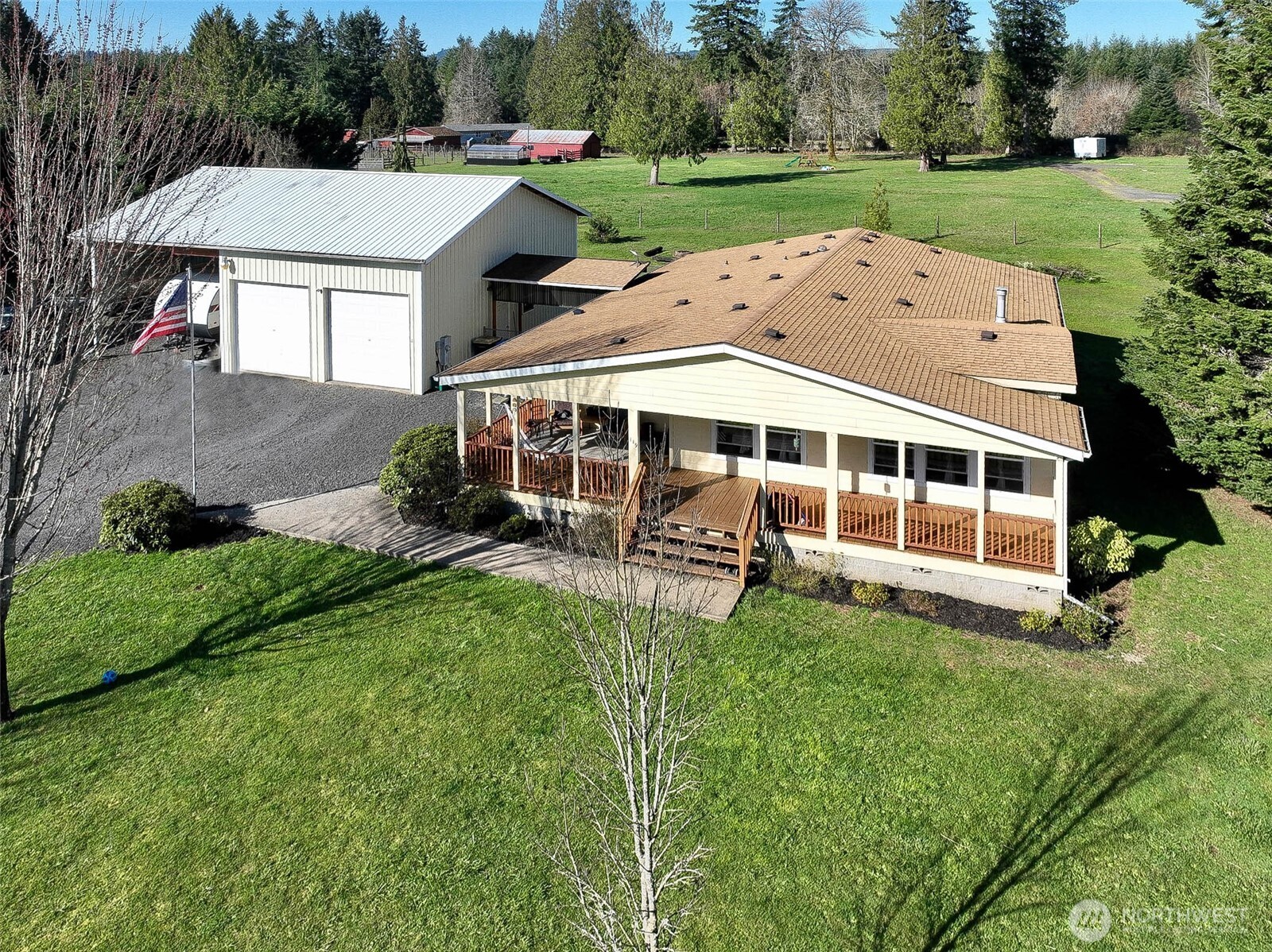 119 Becker Drive Winlock, WA 98596 - Photo 2 of 29