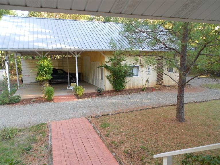 5001 Takilma Road Cave Junction, OR 97523 - Photo 5 of 27 Carport - shop / garage
