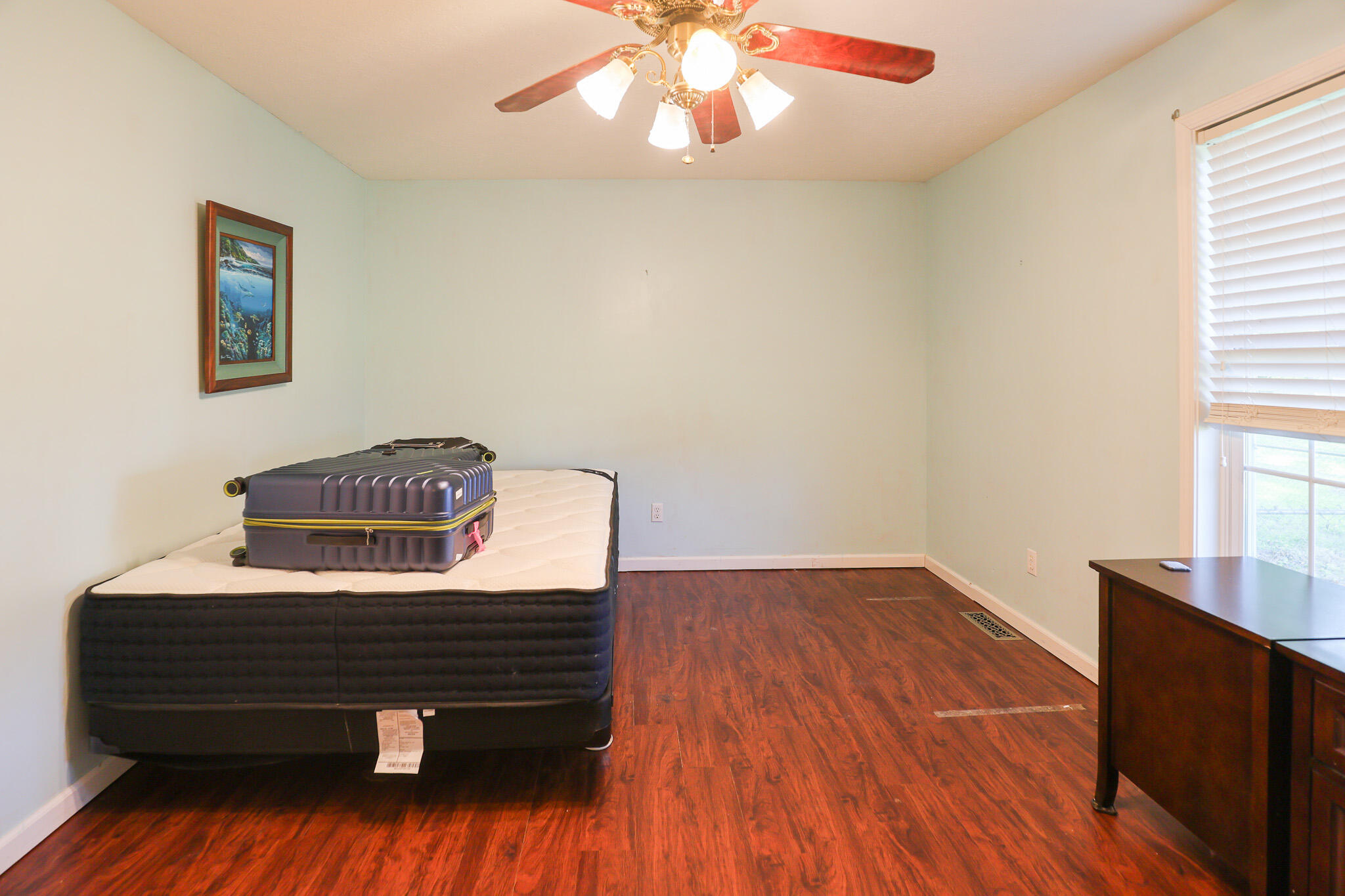 734 Vicksburg Estate Road Benton, KY 42025 - Photo 11 of 23 Primary Bedroom