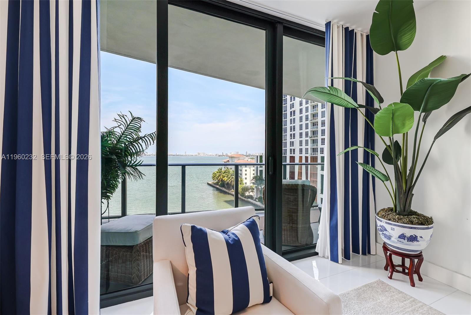 460 Northeast 28th Street, Unit 704 Miami, FL 33137 - Photo 4 of 53