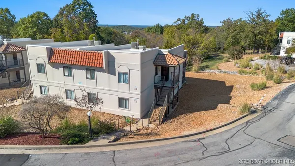 $147,500 | 99 Ventura Drive, Unit 2B, Lake Ozark, MO 65049