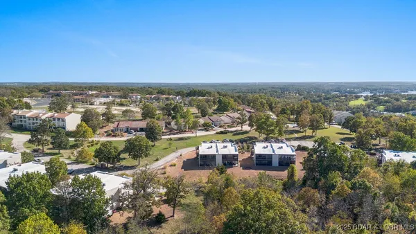 $147,500 | 99 Ventura Drive, Unit 2B, Lake Ozark, MO 65049