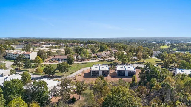 $147,500 | 99 Ventura Drive, Unit 2B, Lake Ozark, MO 65049