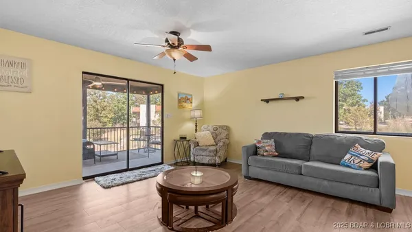 $147,500 | 99 Ventura Drive, Unit 2B, Lake Ozark, MO 65049
