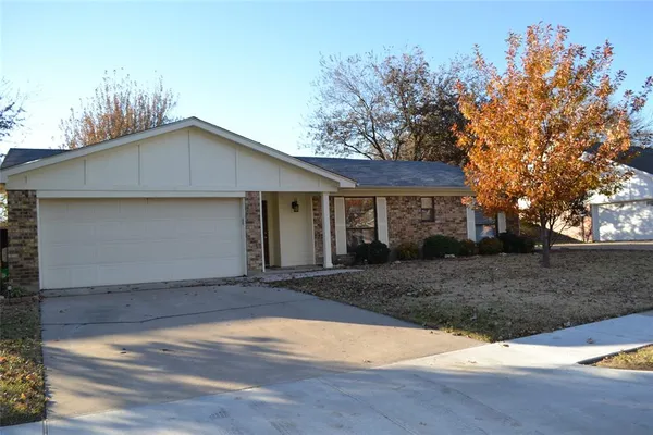 $2,450 | 212 Gloria Street, Keller, TX 76248