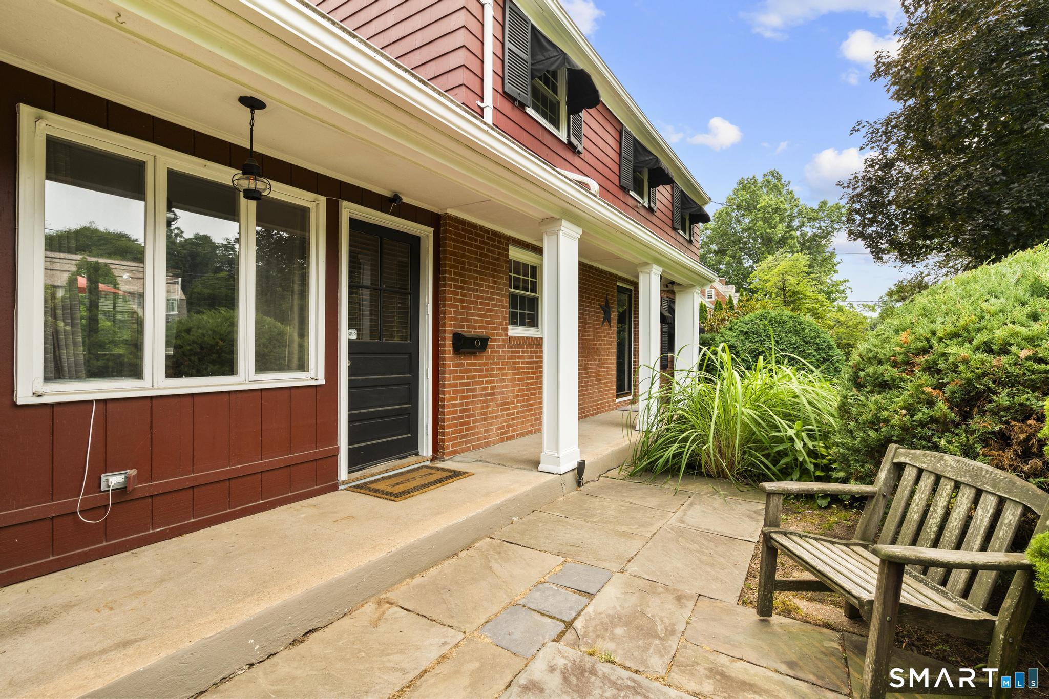 120 Terry Road Hartford, CT 06105 - Photo 3 of 27
