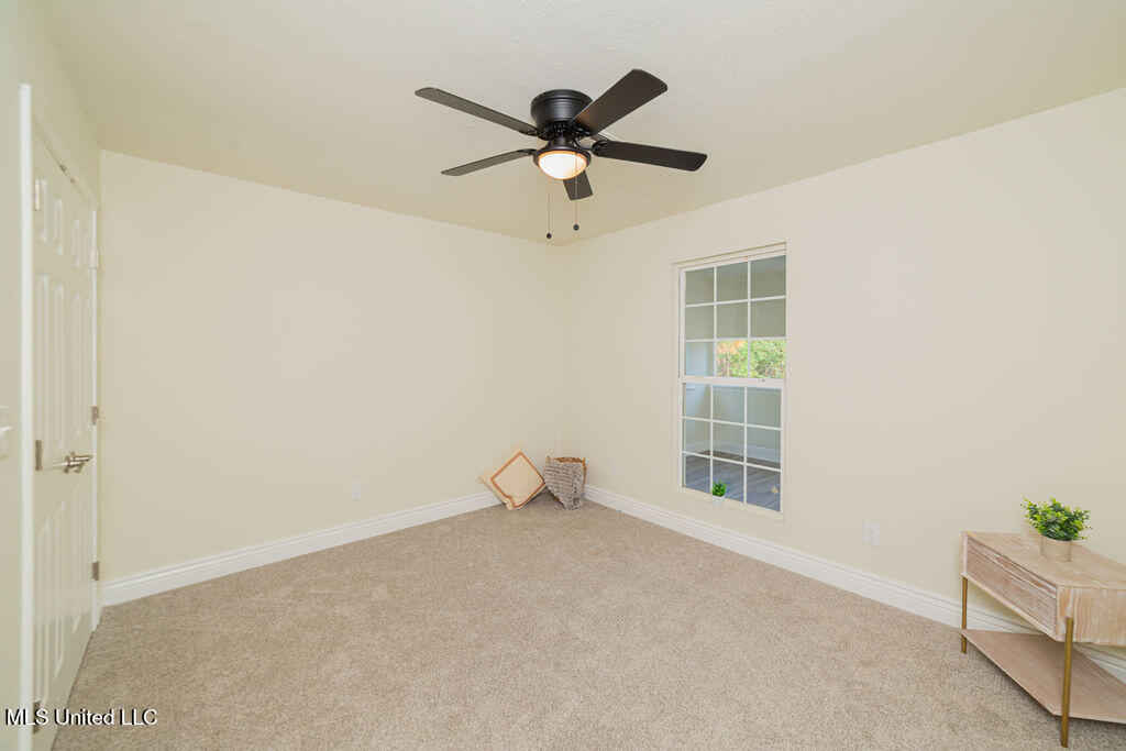 316 Bayview Street Pass Christian, MS 39571 - Photo 26 of 37 5V9A0959