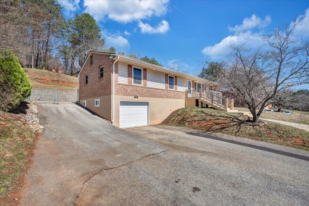 6224 Merriman Road Roanoke, VA 24018 - Photo 51 of 55 51-MIB06311