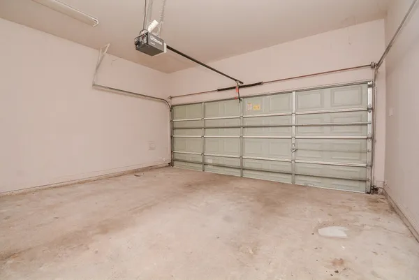 $3,095 | 3206 East Park At Beverly Hills, Houston, TX 77057