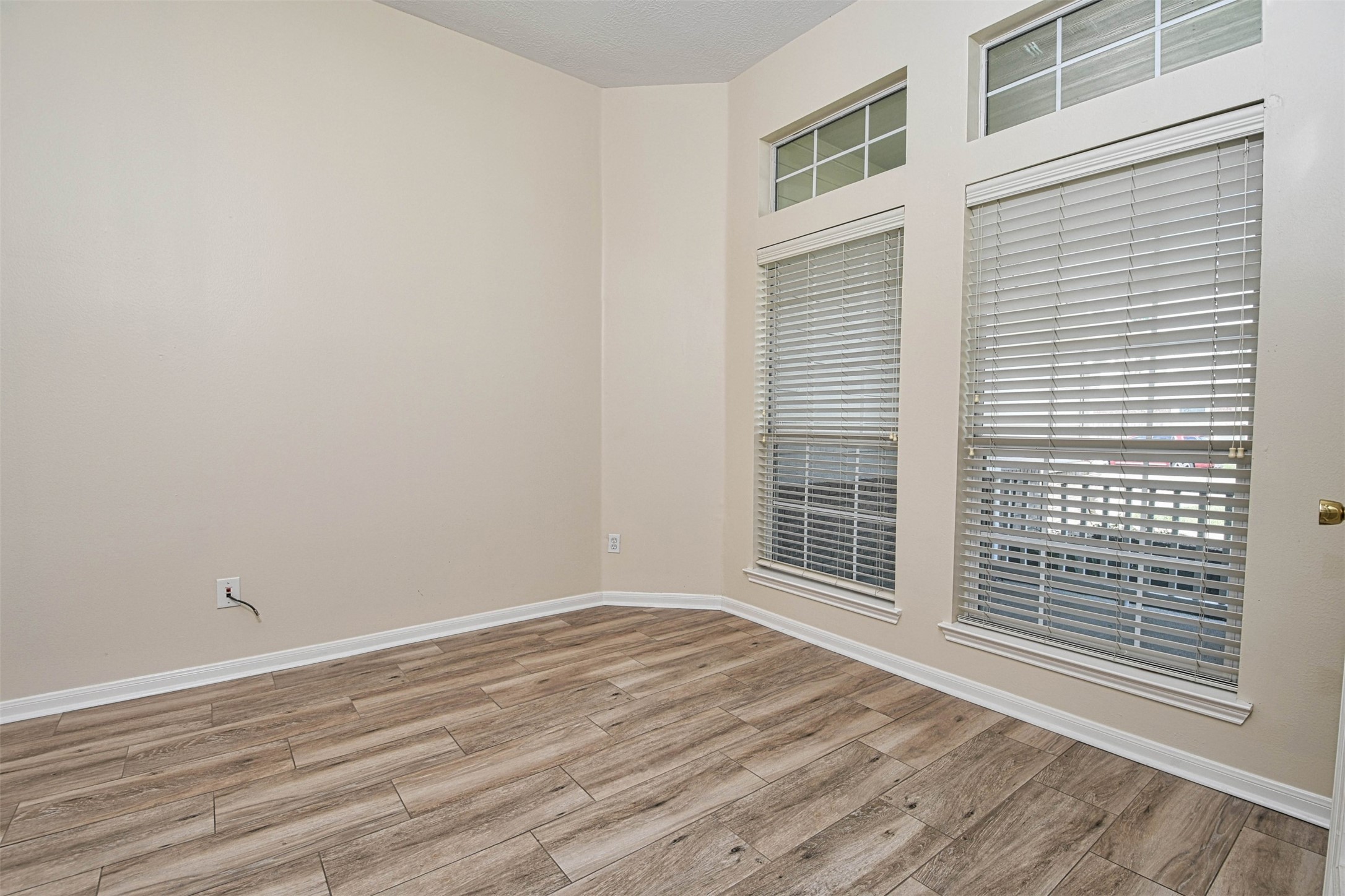 20826 Meadowhill Drive Spring, TX 77388 - Photo 3 of 25
