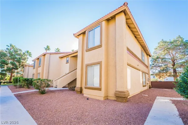 $1,150 | 7300 West Pirates Cove Road, Unit 1005, Las Vegas, NV 89145