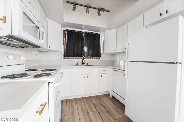 $1,150 | 7300 West Pirates Cove Road, Unit 1005, Las Vegas, NV 89145