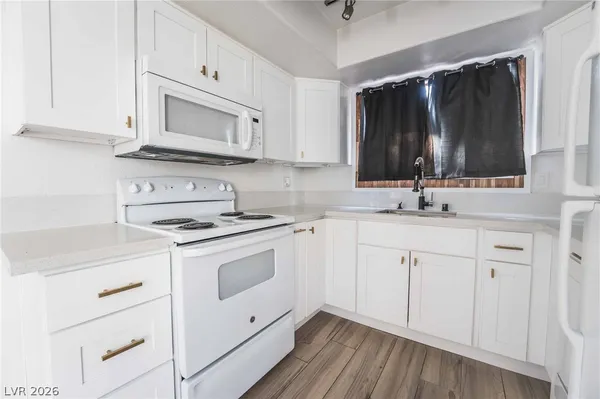 $1,150 | 7300 West Pirates Cove Road, Unit 1005, Las Vegas, NV 89145