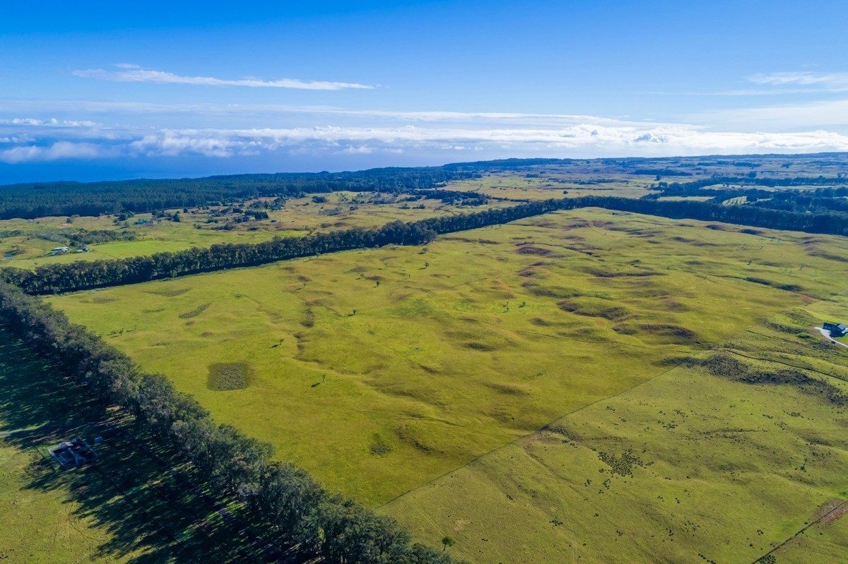 15 Mud Lane Kamuela, HI 96743 - Photo 6 of 25 a view of an ocean and beach