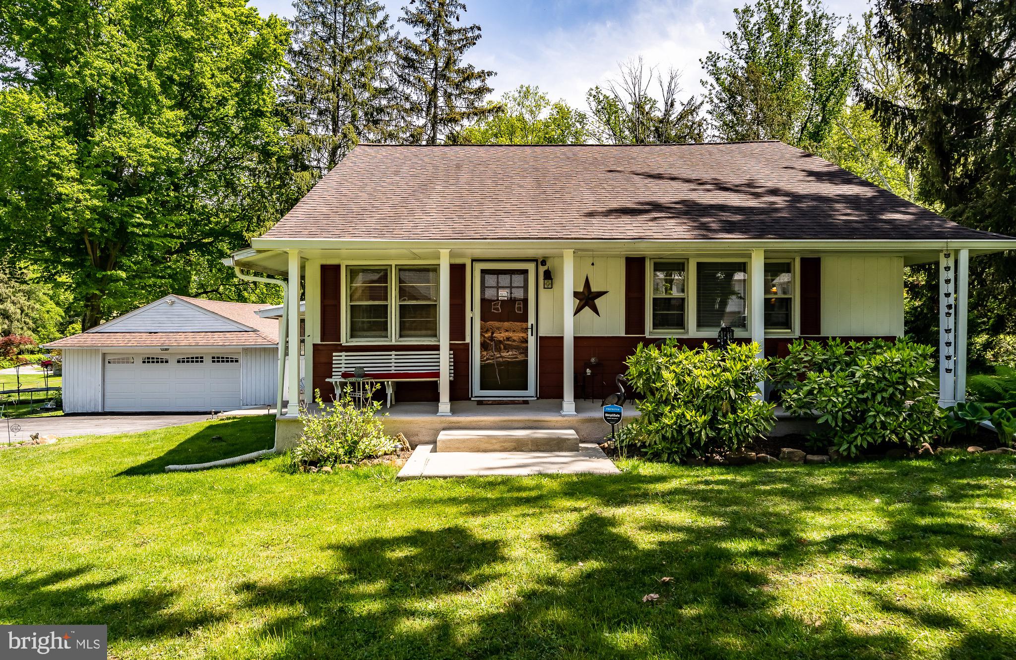 34 Benburb Road Phoenixville, PA 19460 - Photo 2 of 57 Cute front porch