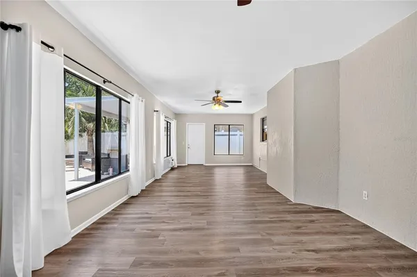 $637,500 | 13691 Crystal River Drive, Orlando, FL 32828
