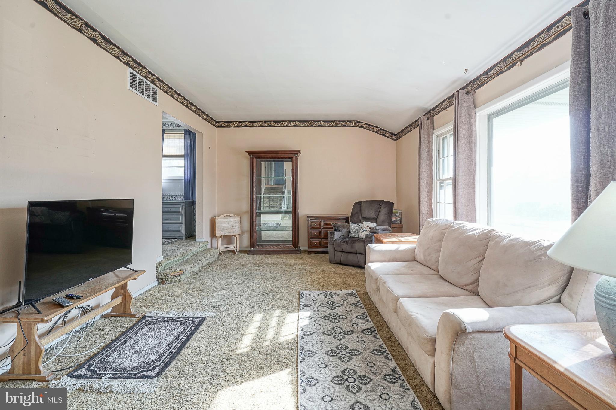 225 Drake Road Cherry Hill, NJ 08034 - Photo 7 of 27