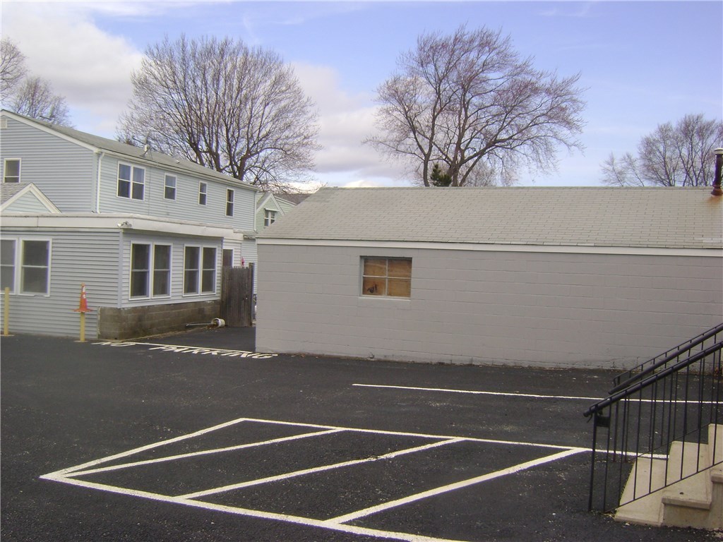 117 Power Road Pawtucket, RI 02860 - Photo 9 of 37 Gallery Image 9