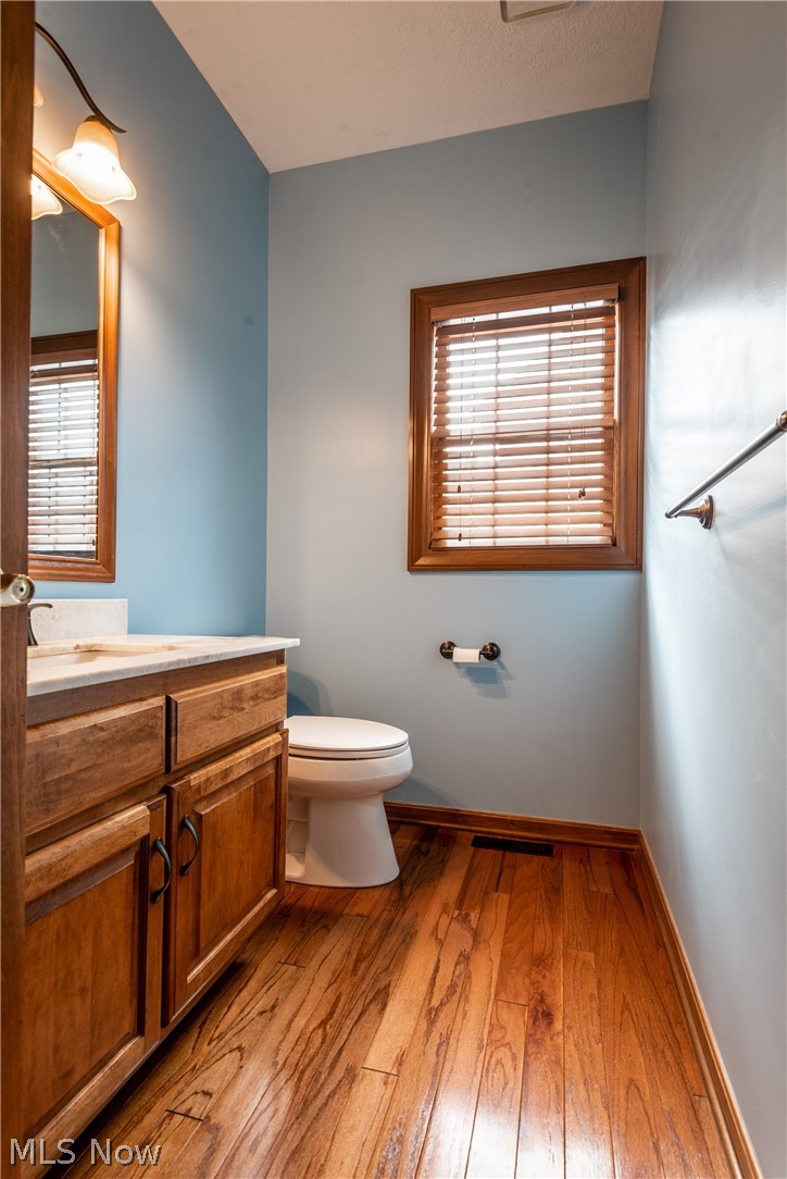 7164 Sugarwood Road Northeast Canton, OH 44721 - Photo 4 of 32 Gallery Image 4