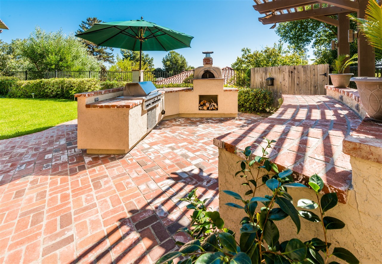 2210 Running Spring Place Encinitas, CA 92024 - Photo 11 of 21