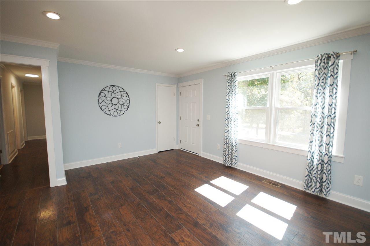 604 Lakeview Road Durham, NC 27712 - Photo 8 of 27