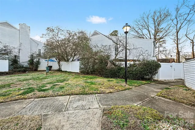 a view of a back yard of the house