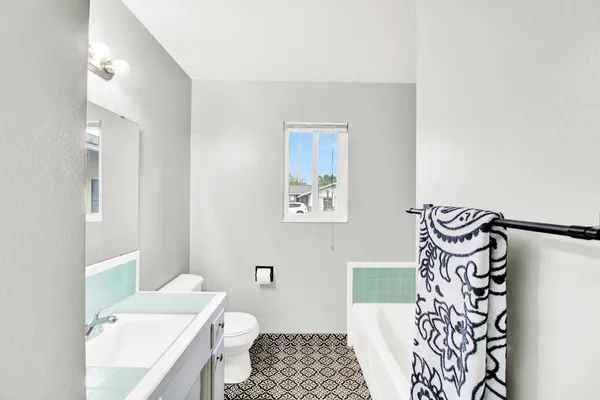 $450,000 | 1530 Morene Way, Modesto, CA 95355