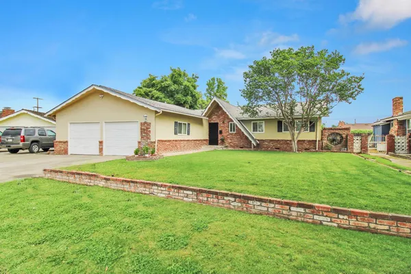 $450,000 | 1530 Morene Way, Modesto, CA 95355
