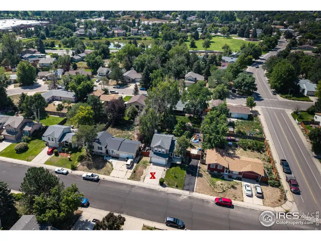 an aerial view of multiple house