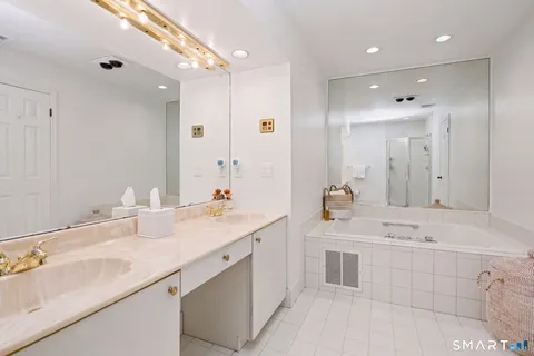 $1,125,000 | 500 River Road, Unit 3, Cos Cob, CT 06807