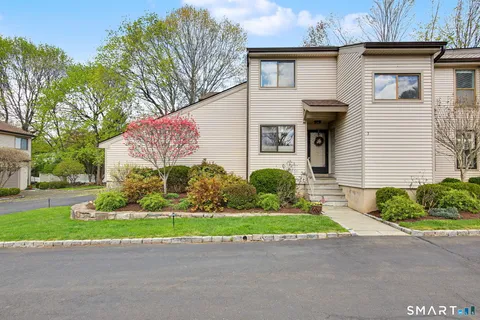 $1,125,000 | 500 River Road, Unit 3, Cos Cob, CT 06807