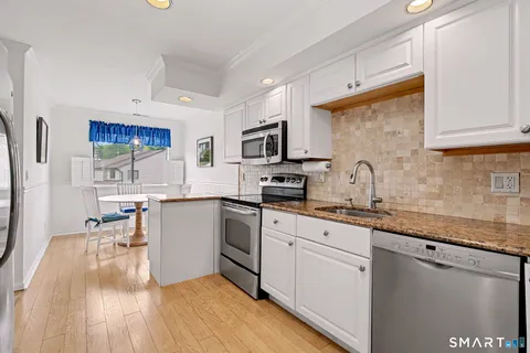 $1,125,000 | 500 River Road, Unit 3, Cos Cob, CT 06807