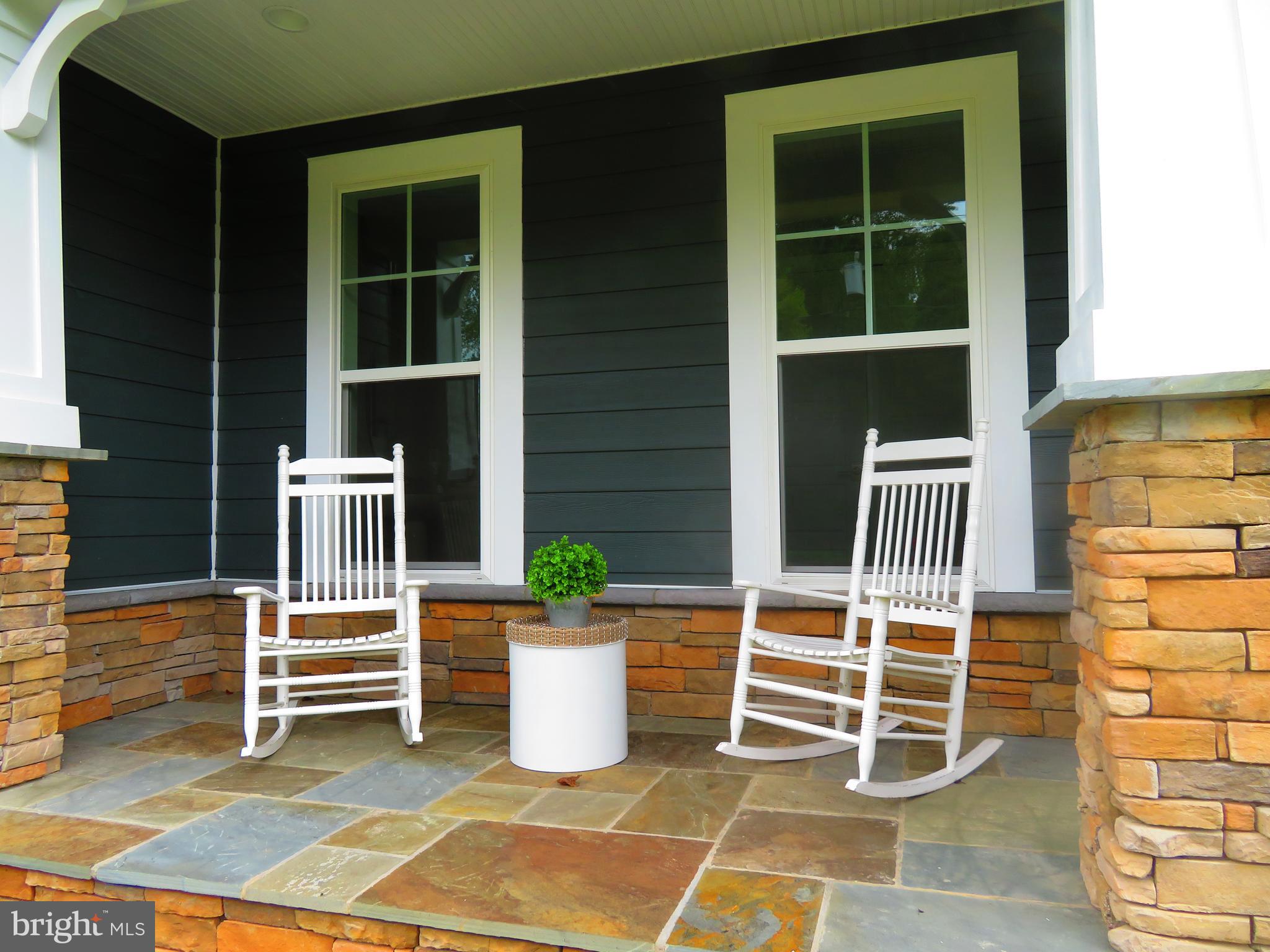 2713 Chain Bridge Road Vienna, VA 22181 - Photo 2 of 8 Exterior (Front)