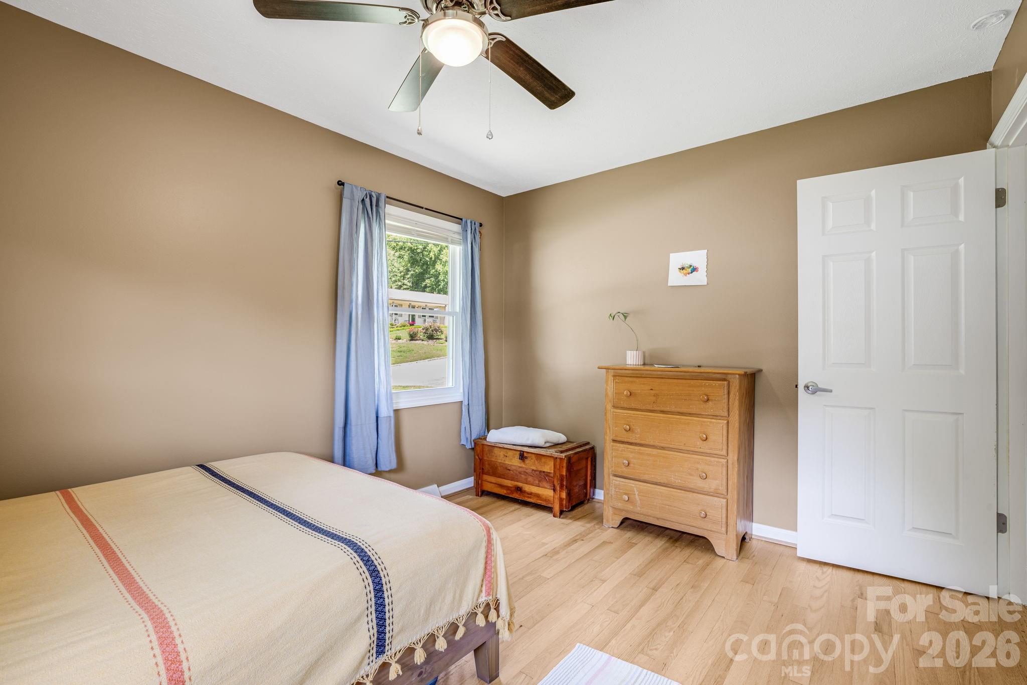 5 Hillview Road Asheville, NC 28805 - Photo 27 of 46