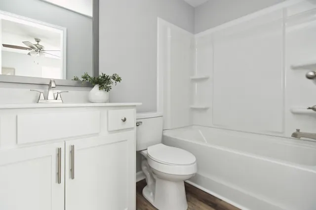 $1,800 | 100 Henry Drive, Unit 609, Burns, TN 37029