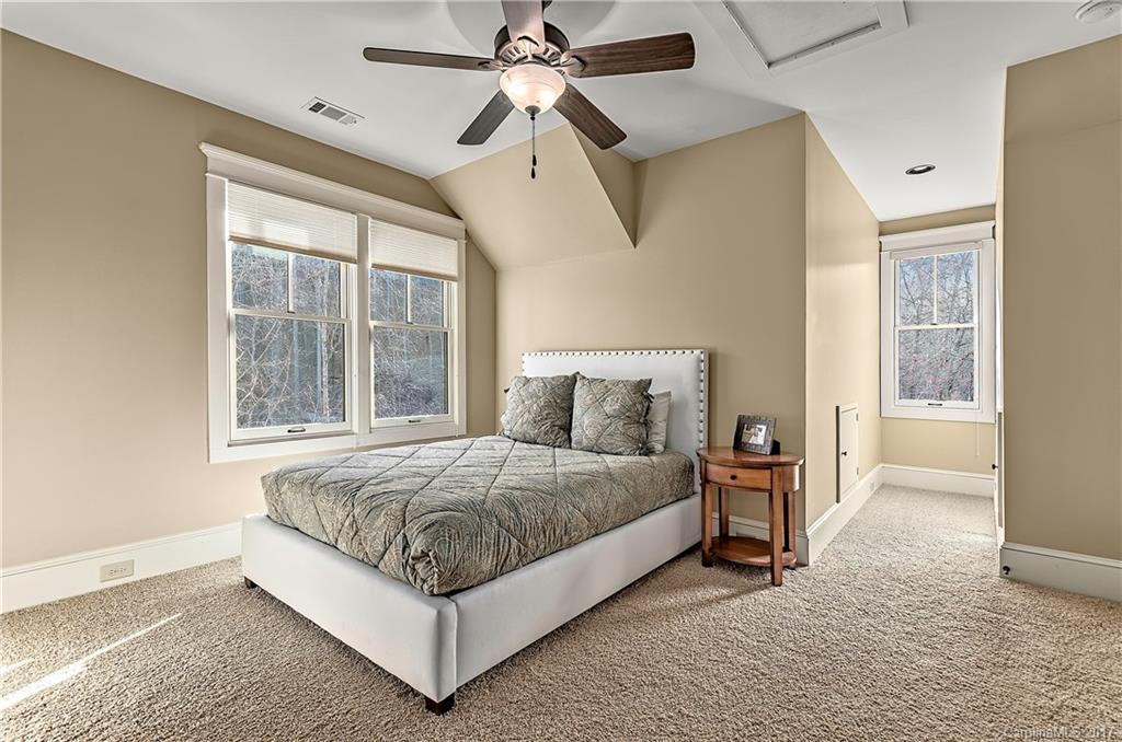 939 Boar Ridge Road, Unit 110 Sylva, NC 28779 - Photo 15 of 23
