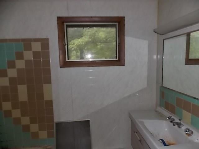 243 Claytonia Road Butler, PA 16001 - Photo 7 of 18 Gallery Image 7